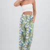 Pantalon amplio detalle resorte tropical