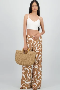 Pantalon amplio detalle resorte estampado figuras