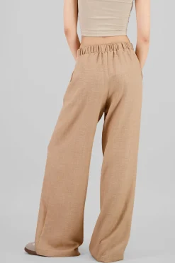 Pantalon amplio pinzas detalle bolsas