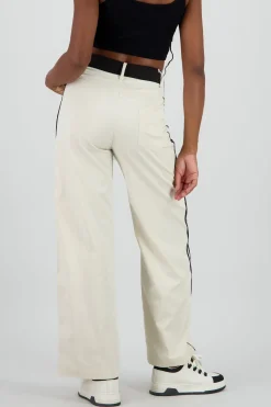 Pantalon fluido detalle contraste franja