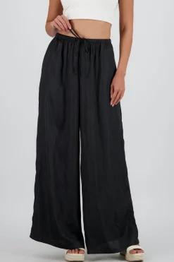 Pantalon fluido detalle jareta