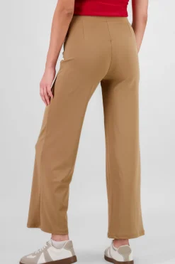 Pantalon recto costuras