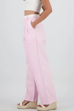 Pantalon recto detalle contraste pretina