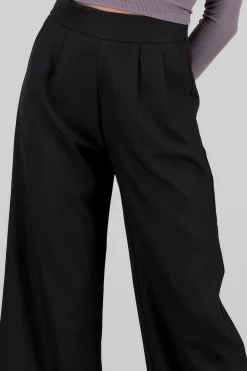 Pantalon recto detalle doble pinza bolsas