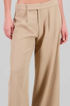 Pantalon recto detalle rayas brillos