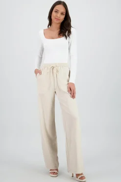 Pantalon recto liso detalle resorte jareta