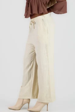 Pantalon recto liso detalle textura jareta