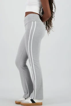 Pants con dobles en la pretina de rayas