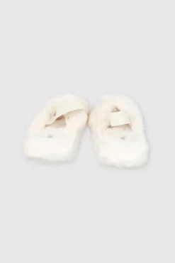 Pantufla cozy cruzada slingback