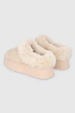 Pantufla Peluda Mula