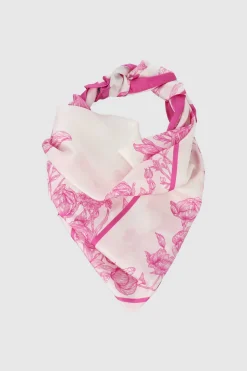 Pañuelo flores acuarela