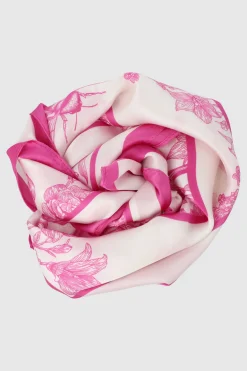 Pañuelo flores acuarela