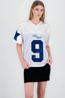 Playera deportiva detalle parche