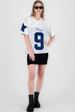 Playera deportiva detalle parche