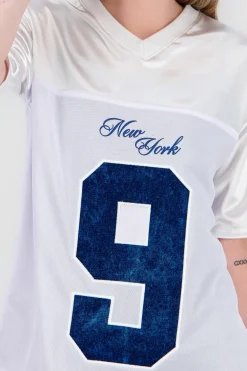 Playera deportiva detalle parche