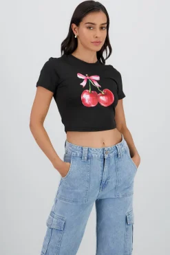 Playera estampada cerezas