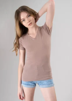 Playera manga corta escote v liso