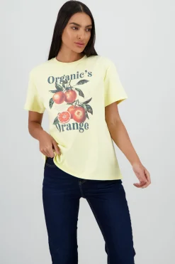 Playera manga corta oversize estampado naranjas