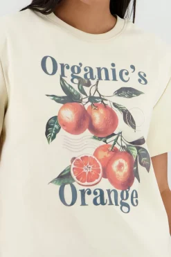 Playera manga corta oversize estampado naranjas