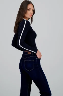 Playera manga larga rib lineas contraste