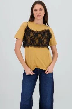 Playera oversized detalle encaje