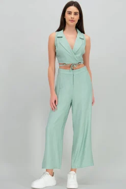 Pnatalon sastreado corto