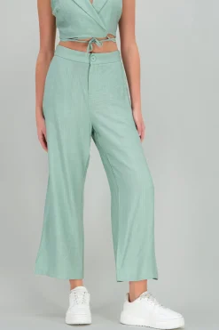 Pnatalon sastreado corto