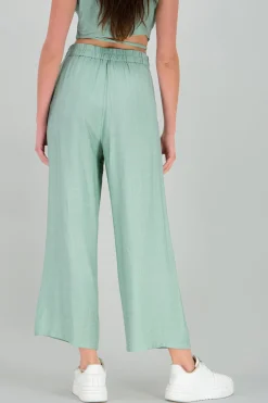 Pnatalon sastreado corto