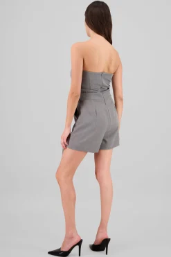 Romper strapless detalle cinturon