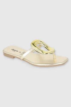 Sandalia detalle hebilla ovalo