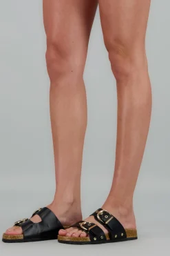 Sandalia dos tiras hebillas redondas