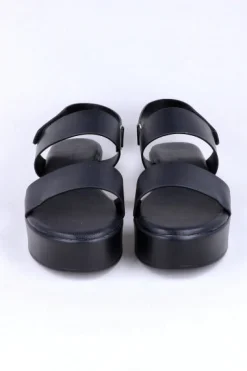 Sandalia Monocromática