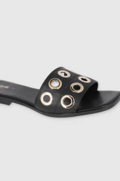 SANDALIA PALA OJILLOS