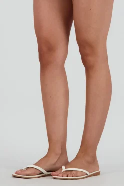 SANDALIA PATA DE GALLO PU