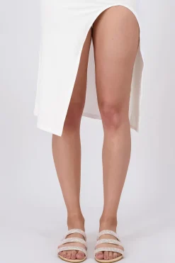 Sandalia plana triple tira brillos