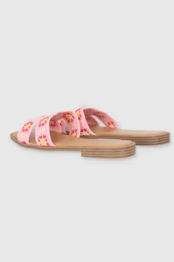 Sandalia tache crochet flores