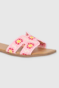 Sandalia tache crochet flores
