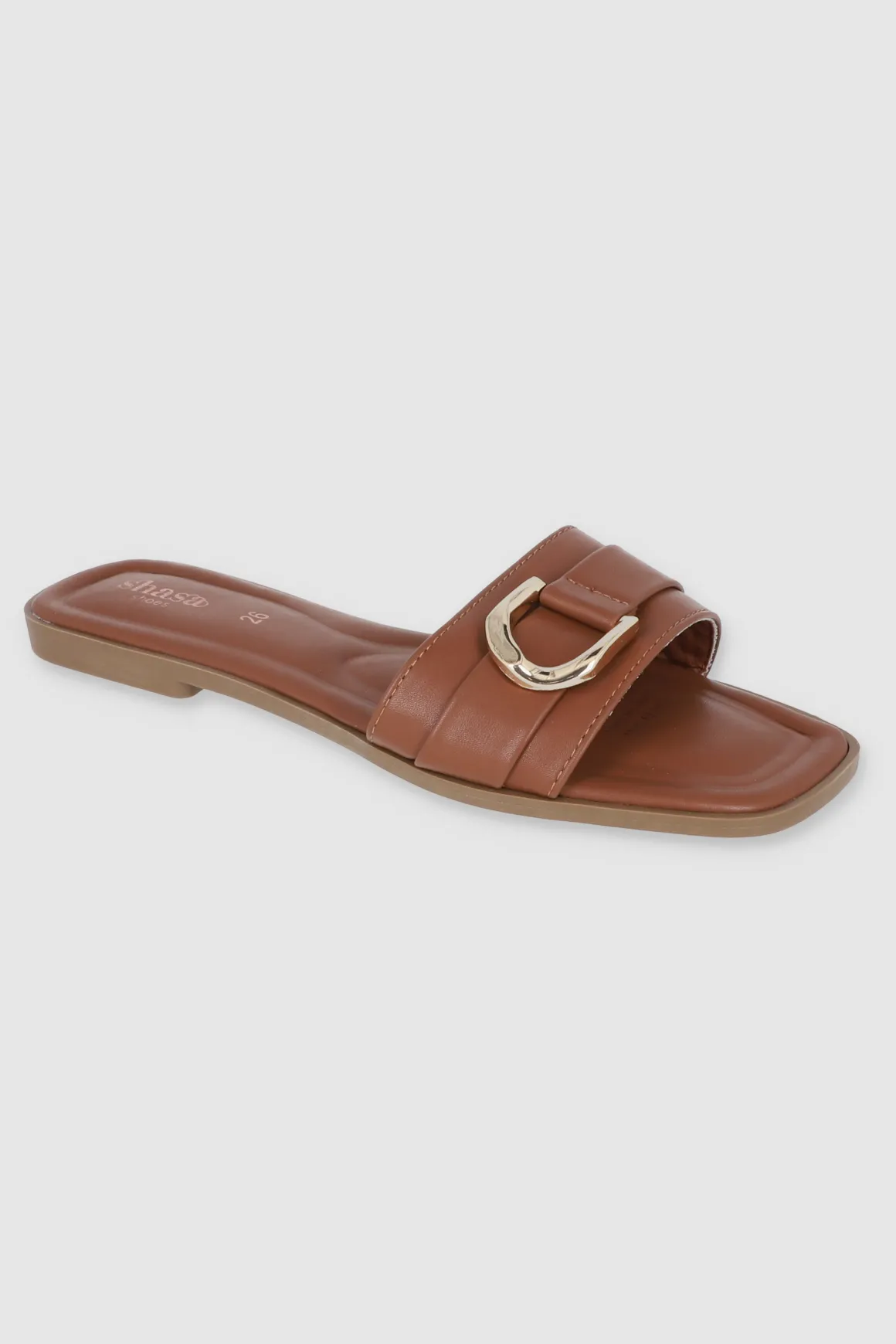 Sandalia tira ancha detalle metal