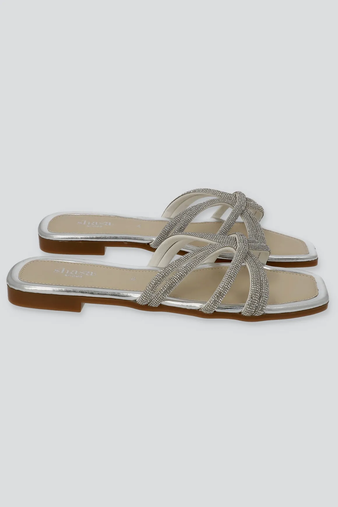 Sandalia tiras brillos cruzadas