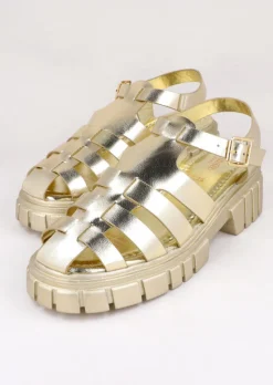 Sandalias cangreja metálica