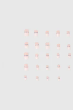 Set 24 uñas french raya