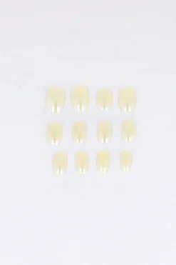 Set 12 uñas redondas iridiscentes