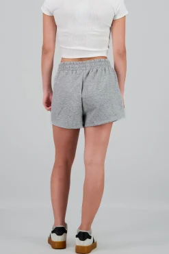 Short corto detalle contraste laterales