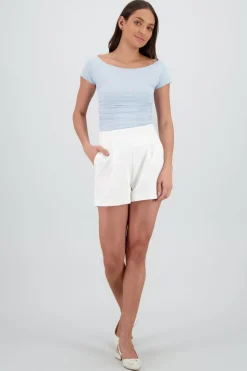 Short liso de vestir con pinzas