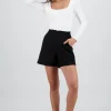 Short liso mini detalle boton