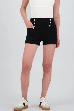 Shorts con botones lisos con pinzas