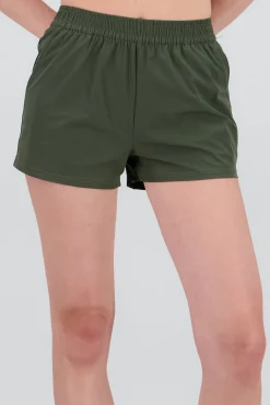 Shorts cortos con bolsas lisos