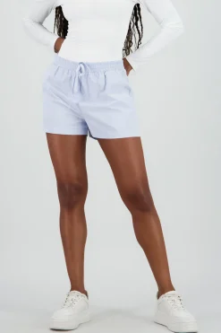 Shorts cortos resorte detalle textura