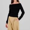 Sueter off shoulder tejido