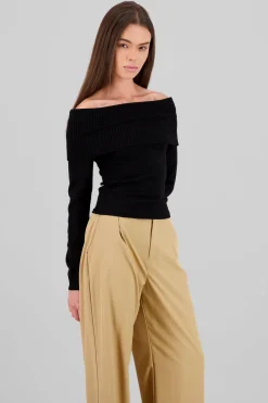 Sueter off shoulder tejido